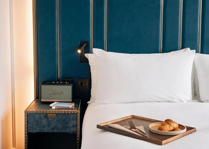 Page8, Page Hotels Londres